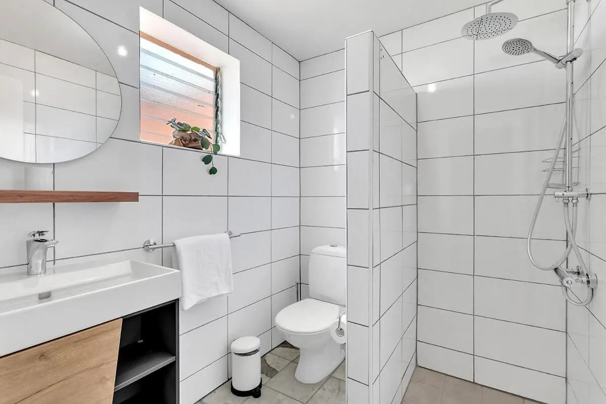 Caribbean Court Apartment Djodjo Κράλεντικ